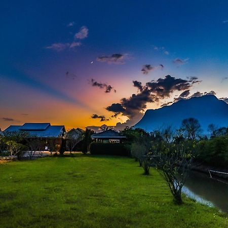 The Wes Village, Incl Free Breakfast & 100 Thb Food Gift Chiang Dao Exterior photo