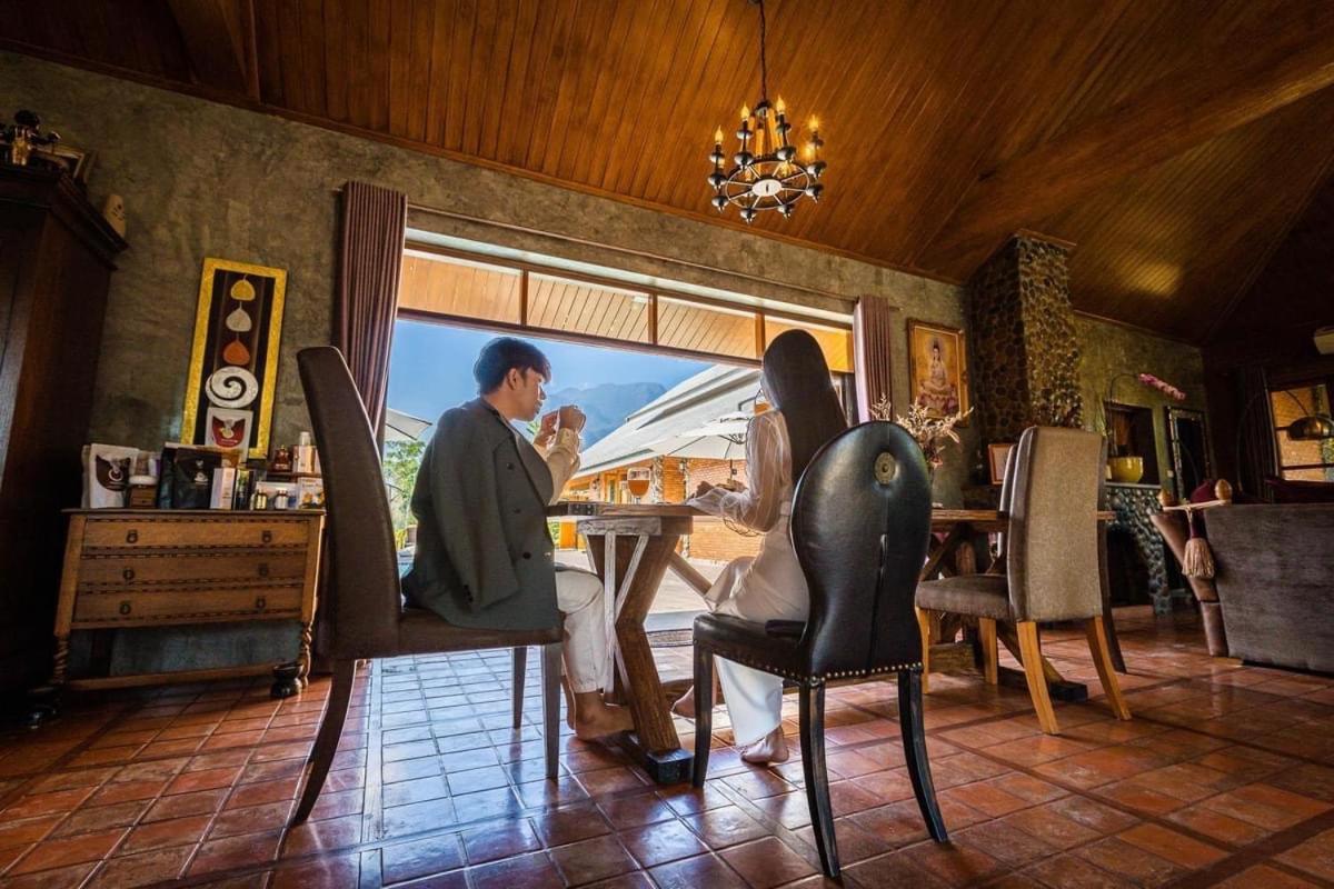 The Wes Village, Incl Free Breakfast & 100 Thb Food Gift Chiang Dao Exterior photo